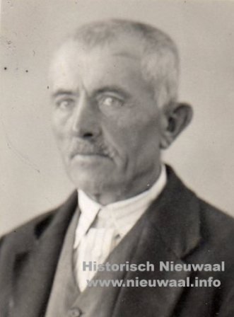 Portret 0011