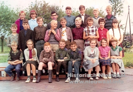 school 0050 schoolfoto 1964