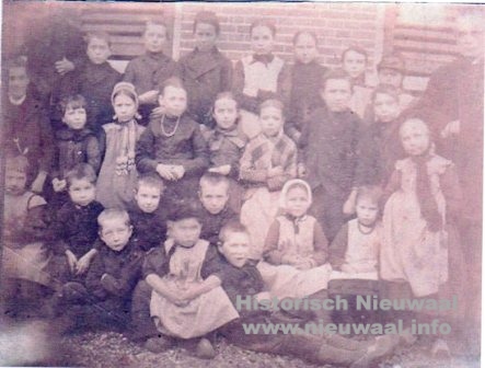 school 0002 O.L.S. Nieuwaal 