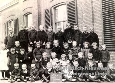 school 0006 schoolfoto 
